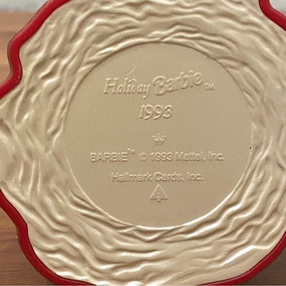 Vintage 1993 Hallmark Keepsake Holiday Barbie Christmas Tree Ornament - Picture 12 of 12